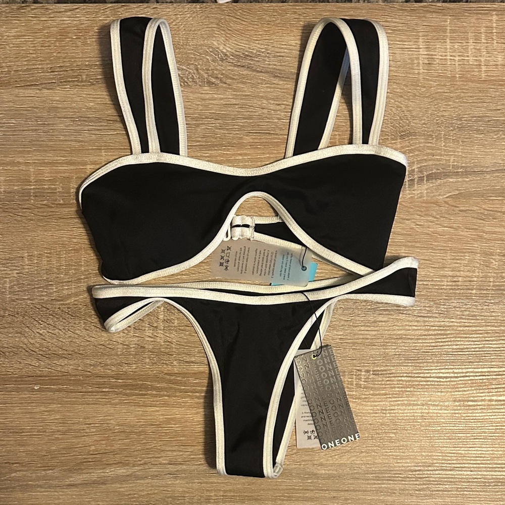 OneOne Black and White Bikini Set